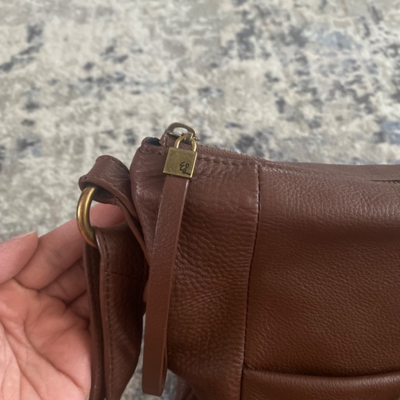 ELLIOTT LUCCA Purse Brown Leather Zip Lined Front/Rear Pocket Crossbody HandBag - Picture 8 of 11